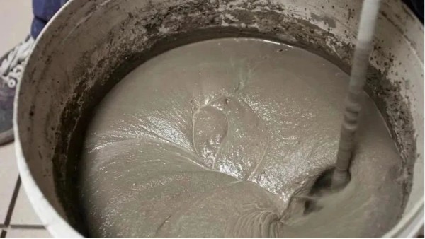 用瓷砖胶铺贴瓷砖，为什么要双面上浆？易高好腻子告诉您